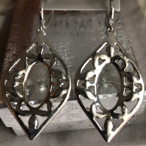 JENNY PACKMAN SILVER CRYSTAL CHANDELIER EARRINGS - Picture 6 of 13